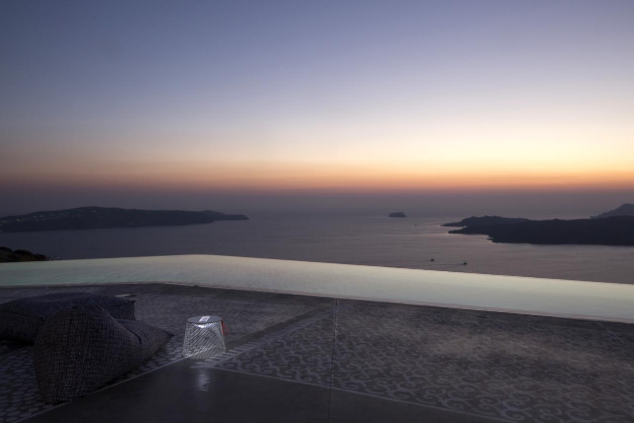 Erosantorini Estate Hotel Fira  Exterior photo